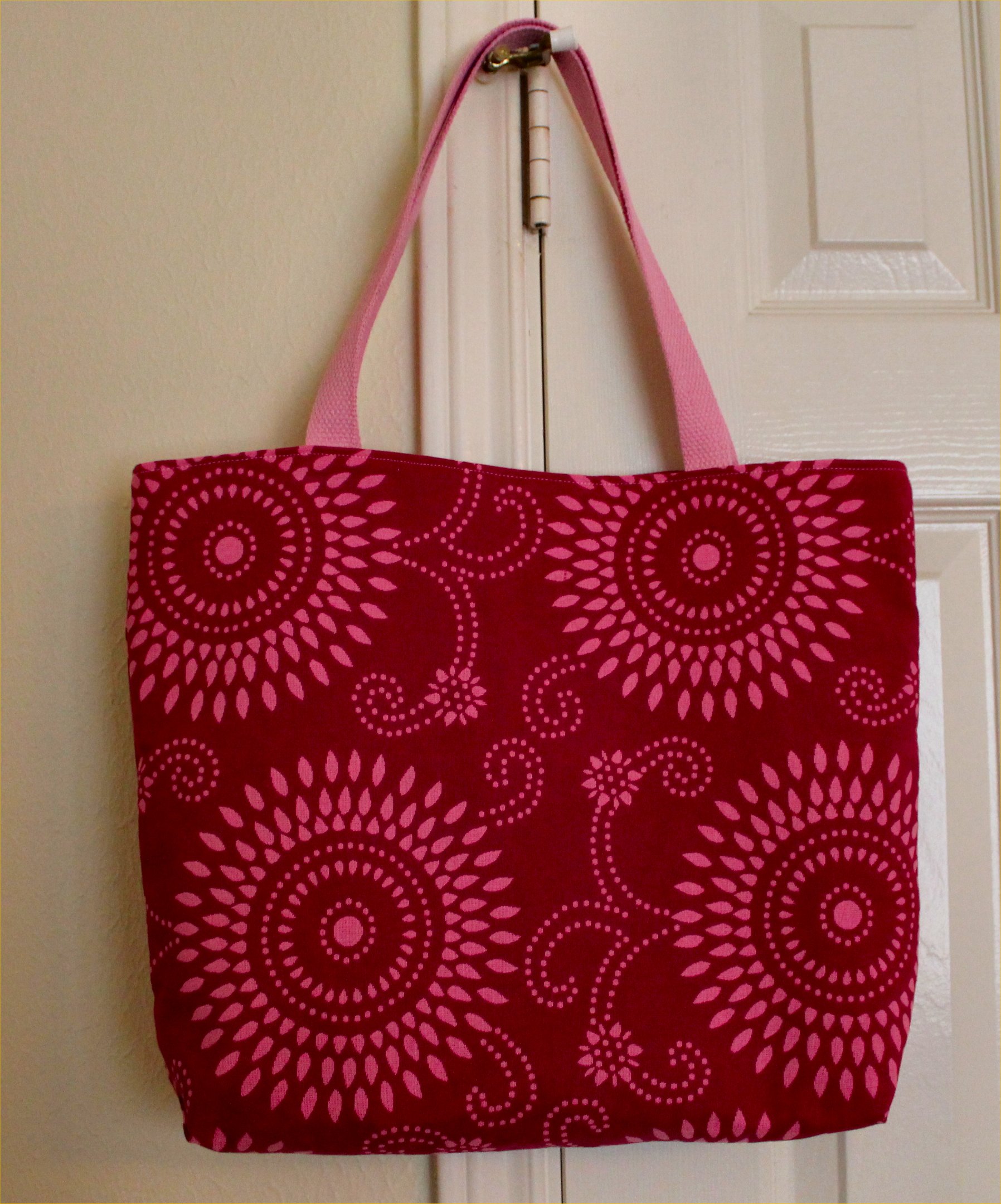 Tag Archives: how to make a tote bag out of upholstery fabric samples